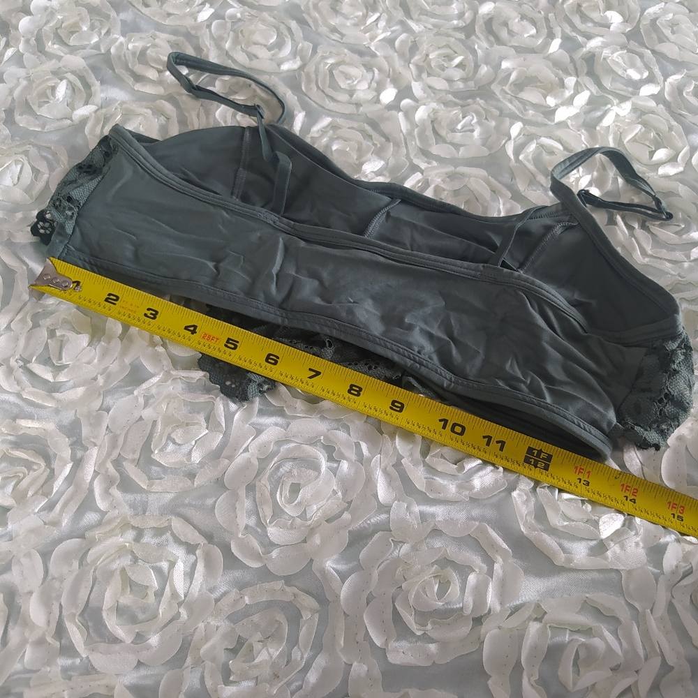 Victoria's secret bandeau flutter bralette top - Picture 7 of 10